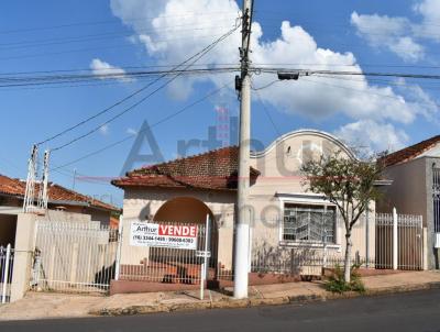 Casa para Venda, em Ribeirão Bonito, bairro Centro, 3 dormitórios, 2 banheiros, 2 vagas